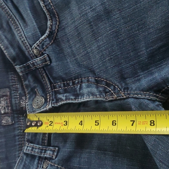 Silver Jeans - Picture 2 of 13